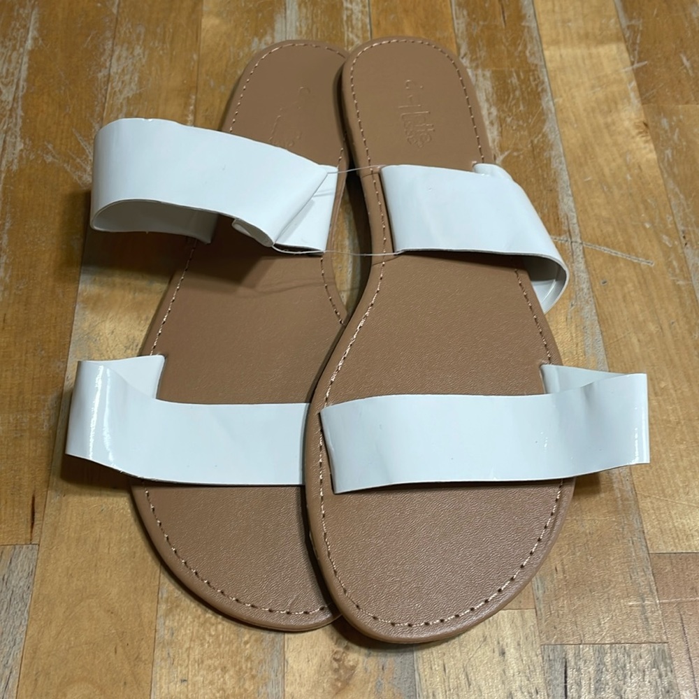NWOT Charlotte Russe “Eve” sandals